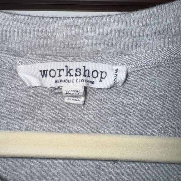 Workshop Republic Clothing Woman Long Sleeve Shirt Neon Green and Grey Size 2X - Picture 3 of 5